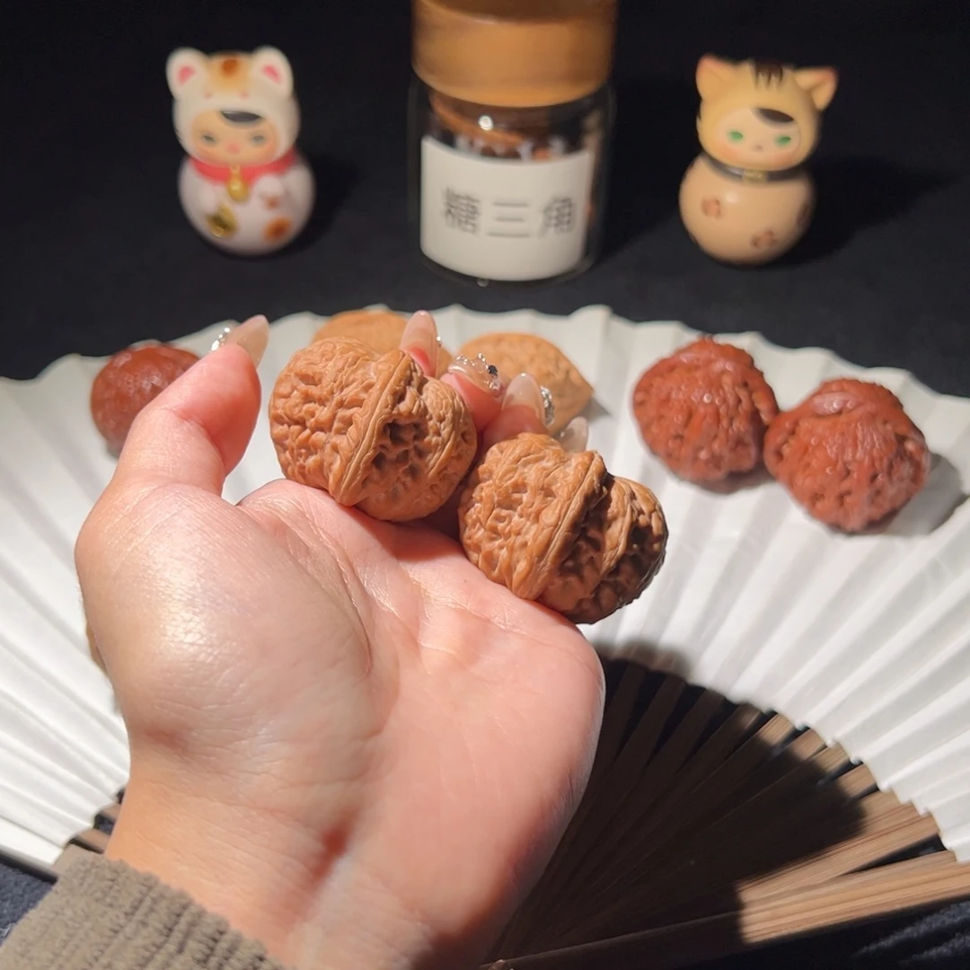 杰***尼文玩核桃吊坠38元宝