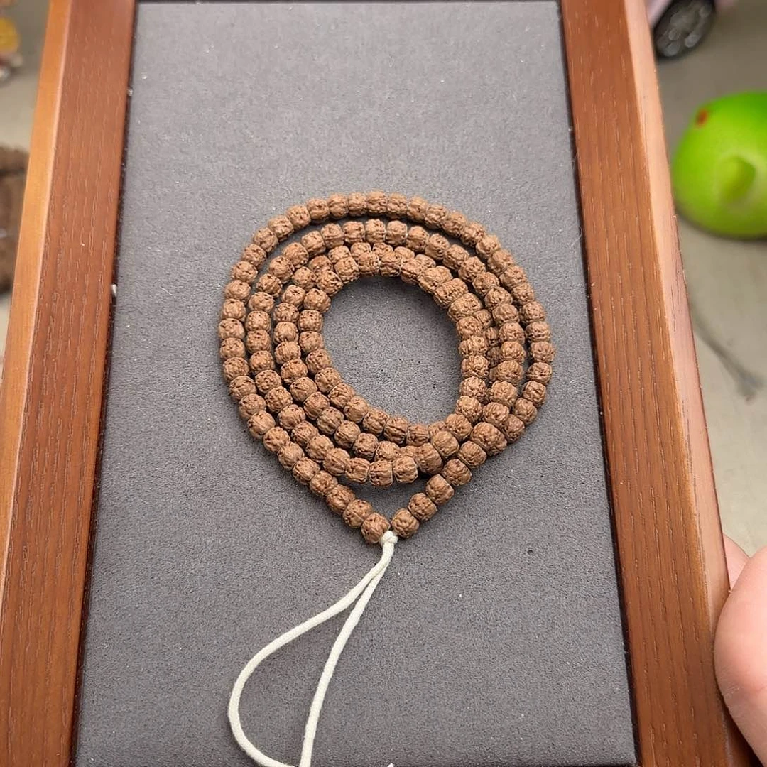 【闪购商品】金刚菩提手串6.4佛手