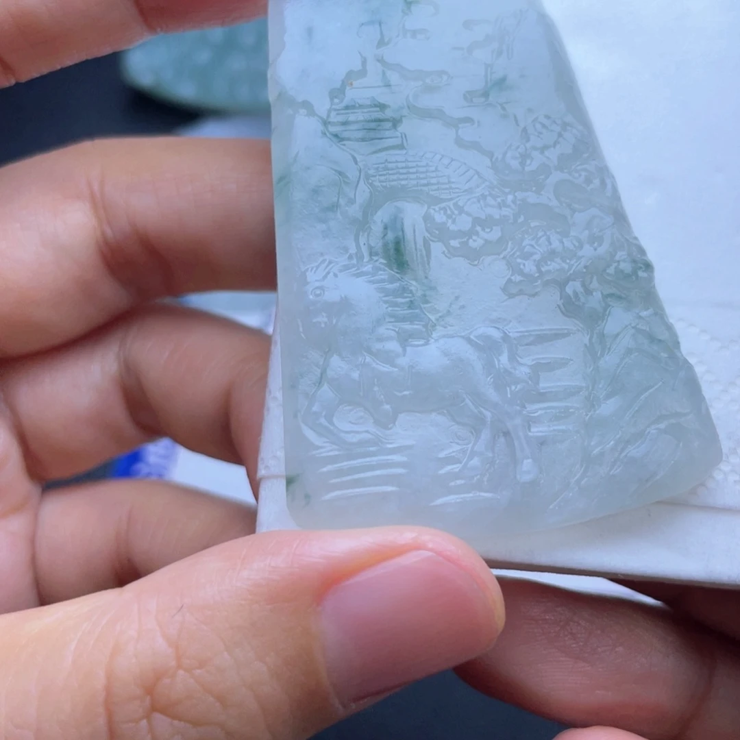 呵***呵定制翡翠未镶嵌翡翠吊坠
