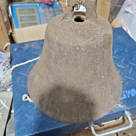 一个铁钟111111111