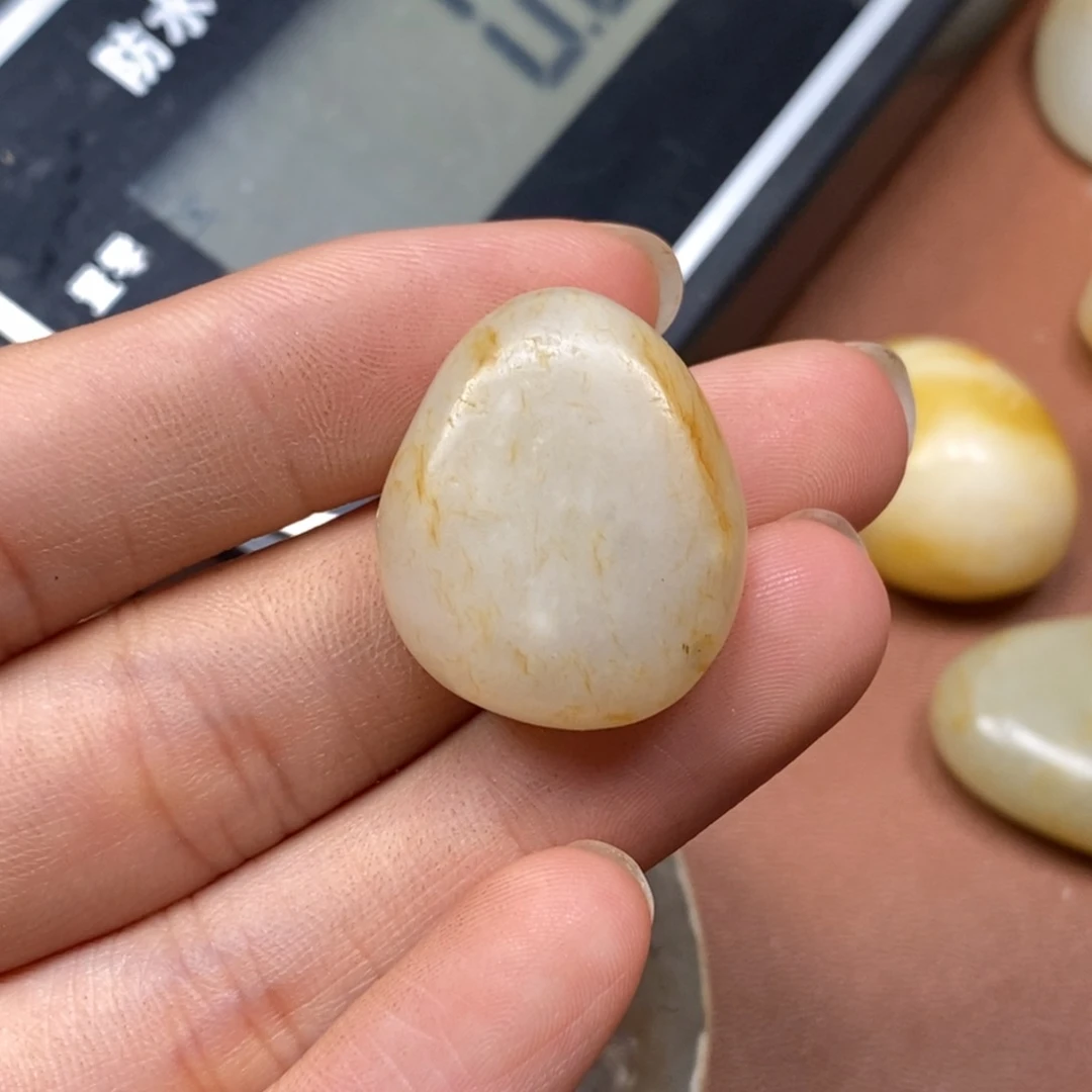 和田玉（糖玉）未镶嵌挂件