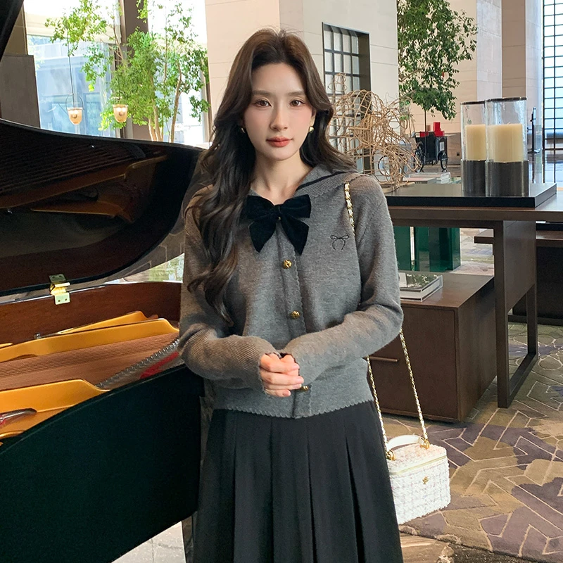 奢姿2025年秋季新款大码女装海军领学院风上衣胖妹妹减龄针织衫