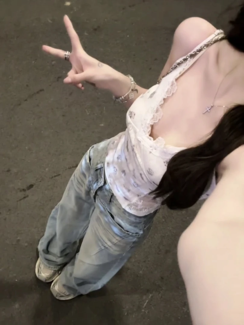 纯欲风辣妹收腰碎花蕾丝吊带背心女浅蓝色高腰阔腿牛仔裤两件套夏