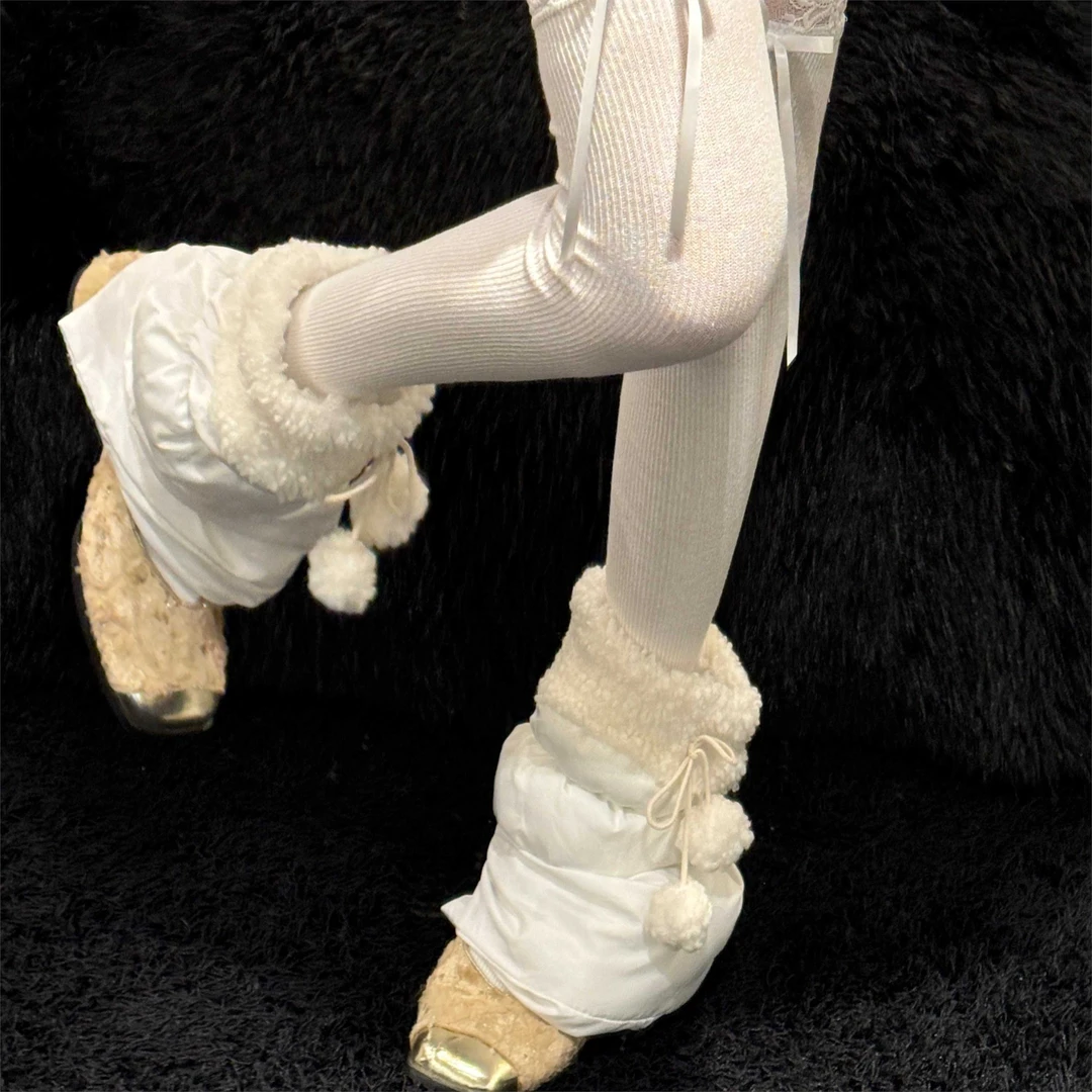 ChiclyNana冬防风御寒加厚保暖羊羔毛花边毛球少女腿套中筒护套袜