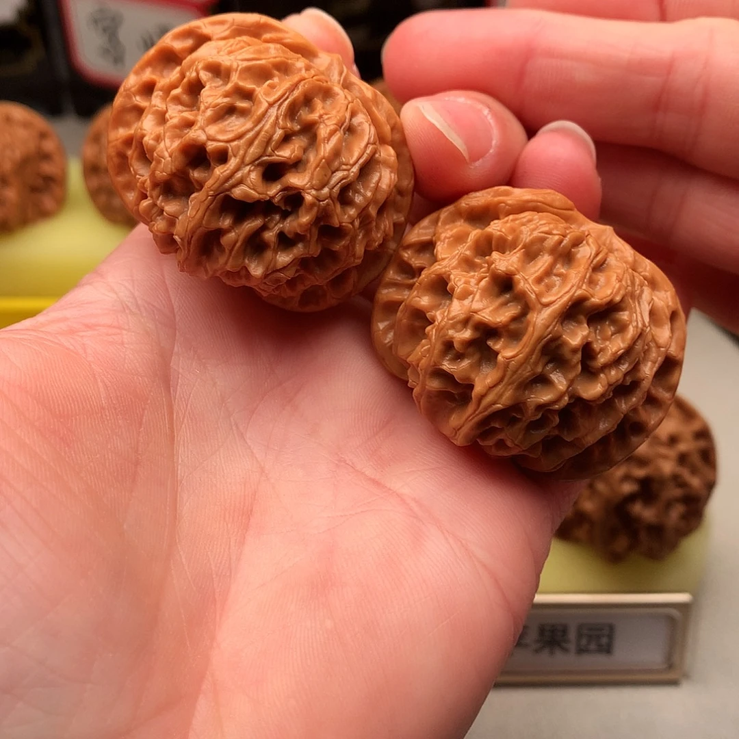 文玩核桃吊坠41尺精品苹果园555号