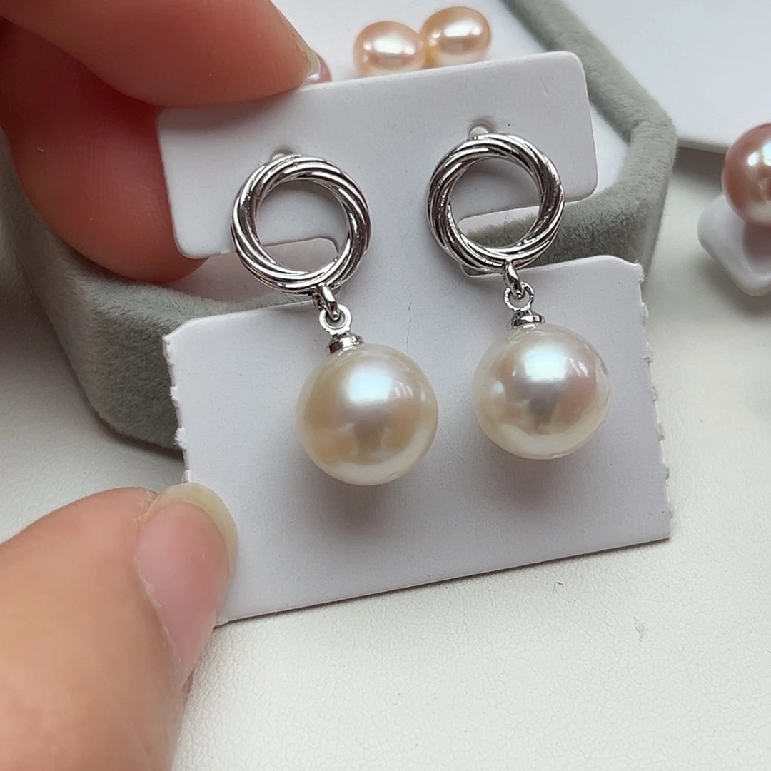 淡水珍珠耳饰未镶嵌