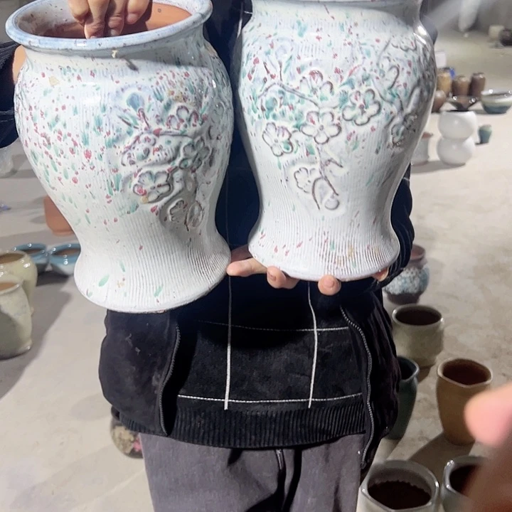 高度27厘米口15厘米