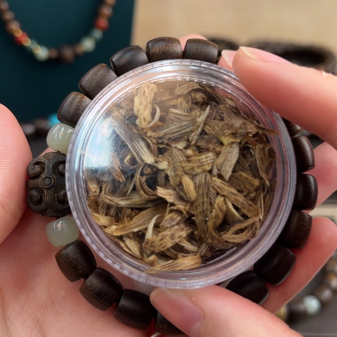 沉香沉香碎屑8mm越南芽庄玉化白奇楠沉水