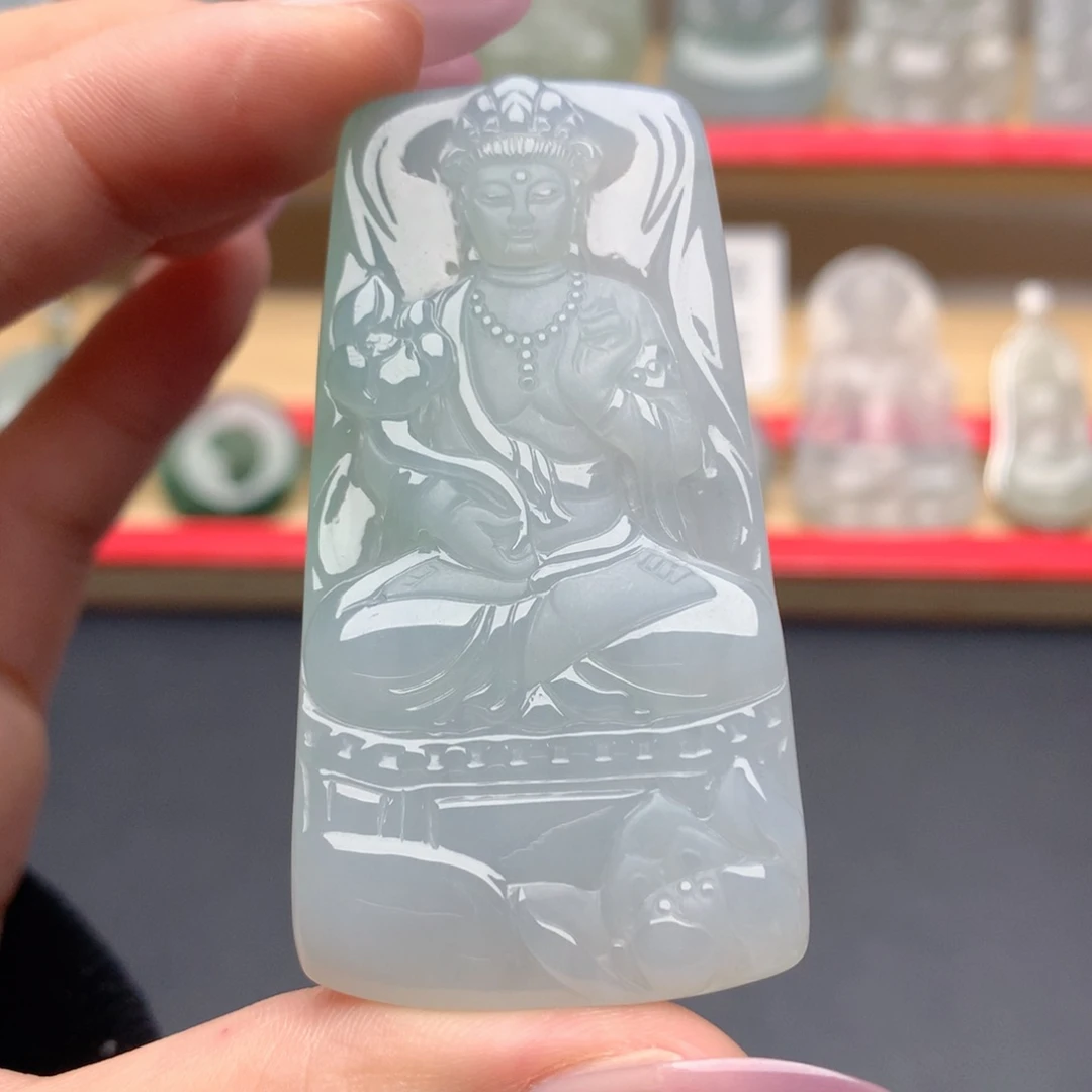 翡翠未镶嵌颈饰大势至菩萨