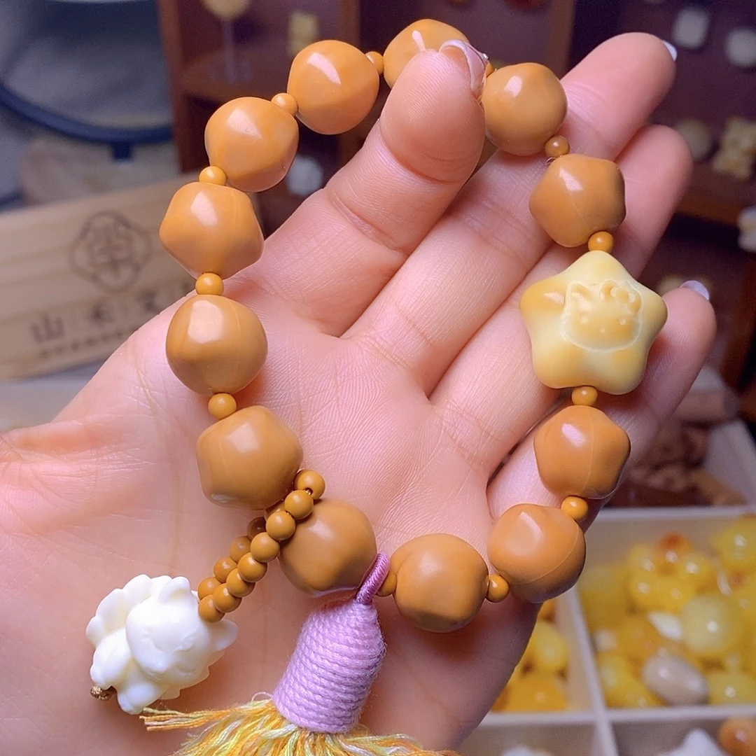 吊坠猴头核桃高定星星手持搭配