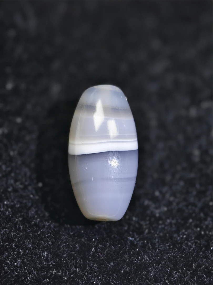 天然缠丝玛瑙 尺寸 28.6*14.8