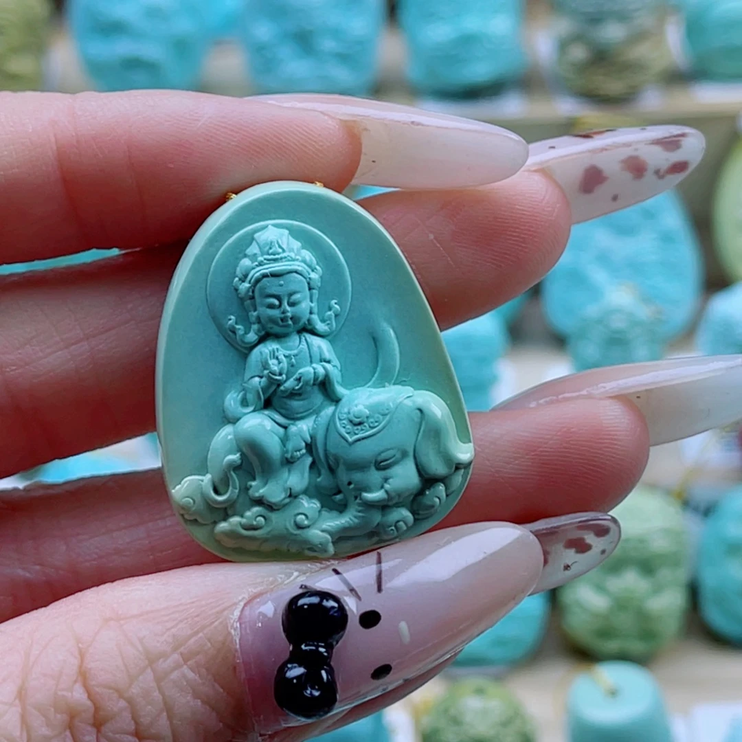 绿松石未镶嵌珠宝奇石