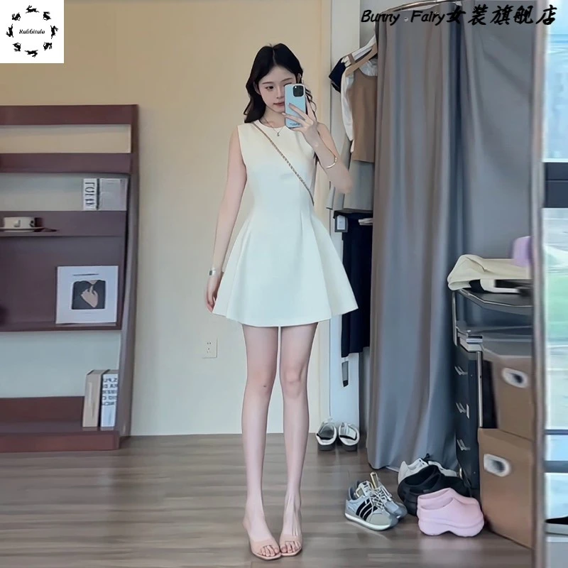 白色连衣裙子女夏季小个子高级感法式无袖收腰显瘦初恋小白裙短裙