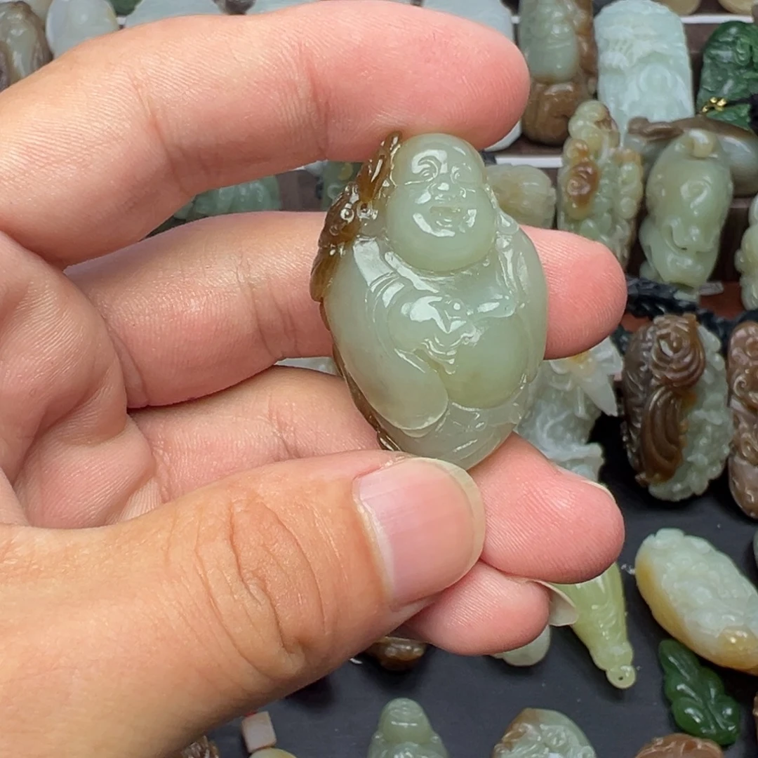 和田玉未镶嵌挂件