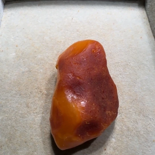 定制琥珀未镶嵌丶***年专属定制