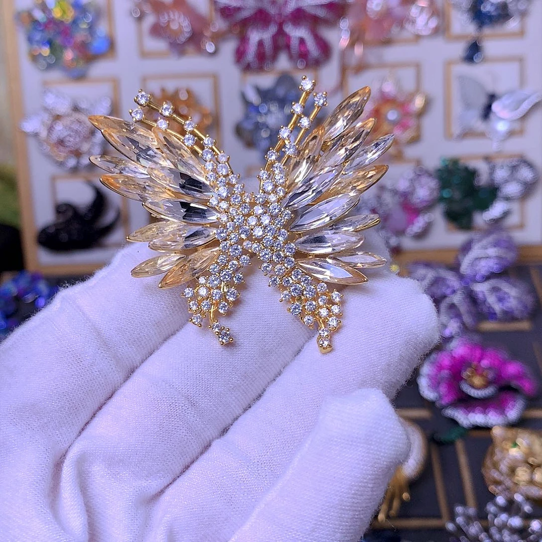 合成立方氧化锆铜胸针胸花