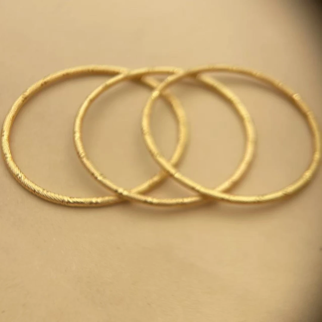 【珍熙专属】精美复古风女士合金单圈磨砂手镯SZ60799