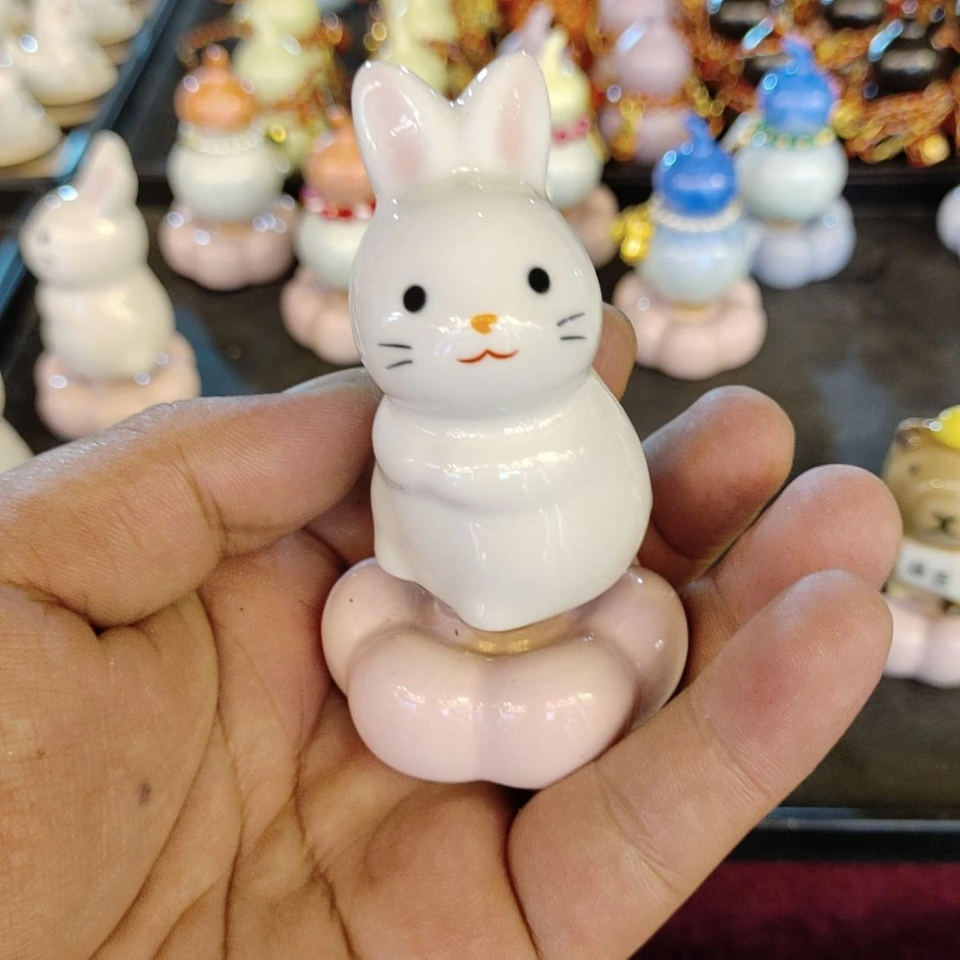 陶瓷转转陶瓷底座小兔子