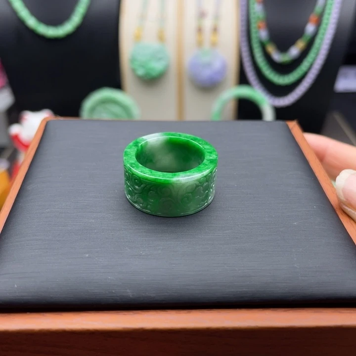 翡翠未镶嵌戒圈翡翠戒指17