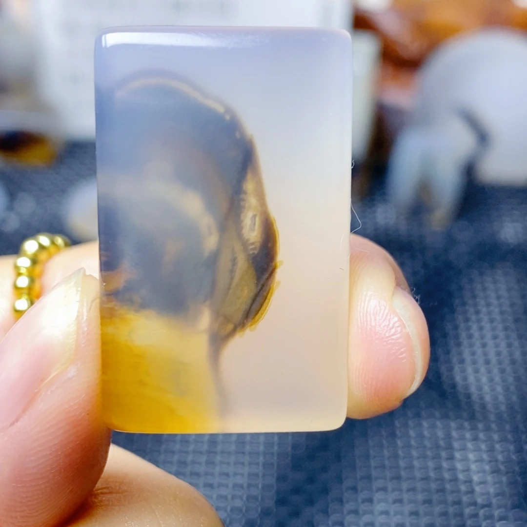 玛瑙/玉髓未镶嵌珠宝奇石