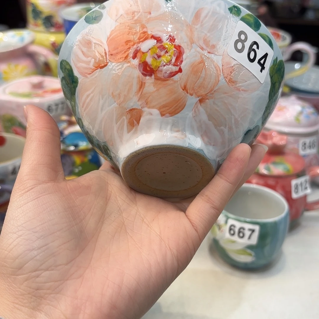 瓷片兔兔的小可爱太