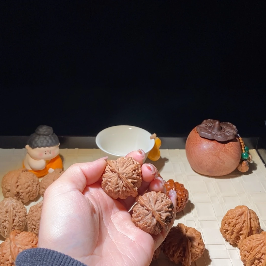 吊坠文玩核桃苹果园36