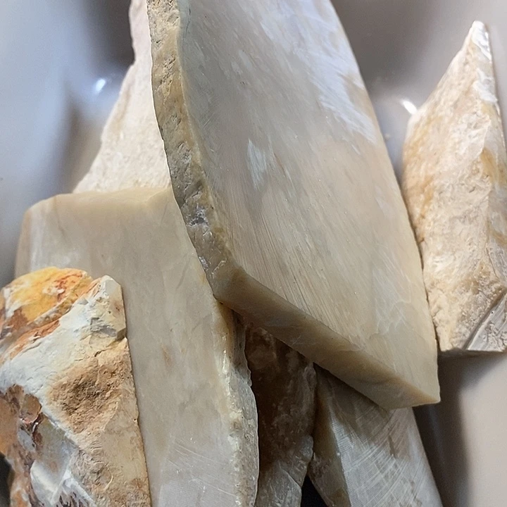 巴林石印石东***浪巴林石雕刻艺术品