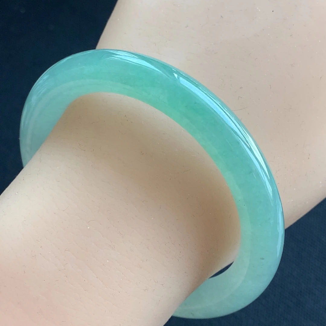 翡翠未镶嵌手镯96号