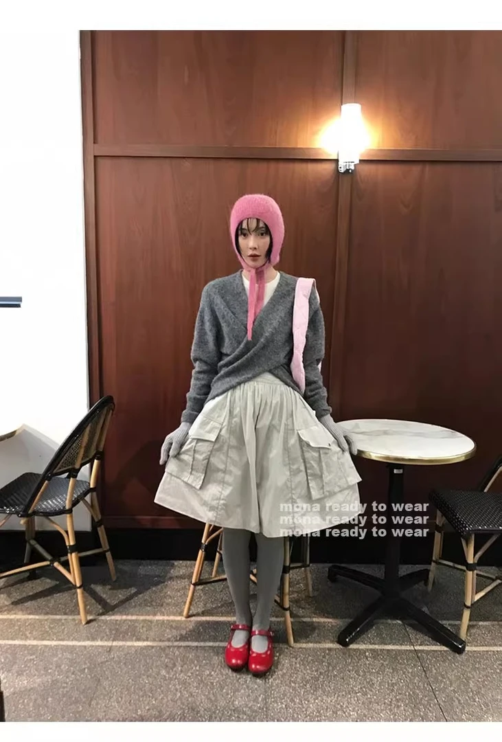 MONA 交叉V领设计小众 收腰针织毛衣上衣女内搭外穿小个子 新款