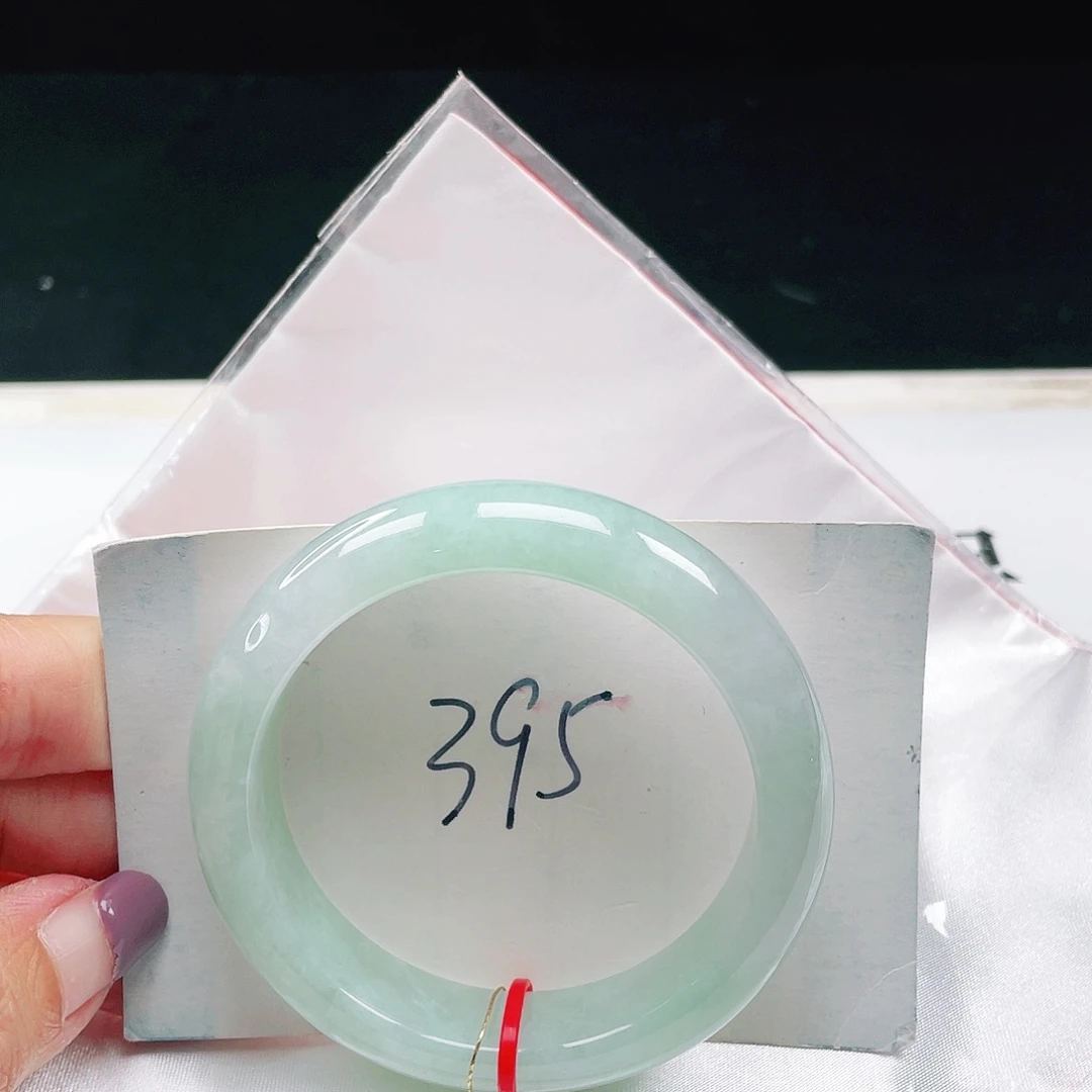 翡翠未镶嵌手镯缅甸翡翠52