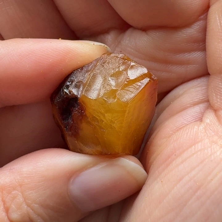 睡***醒定制琥珀未镶嵌琥珀蜜蜡定制