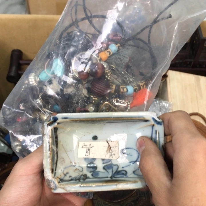 陶瓷孤品单件车里拍