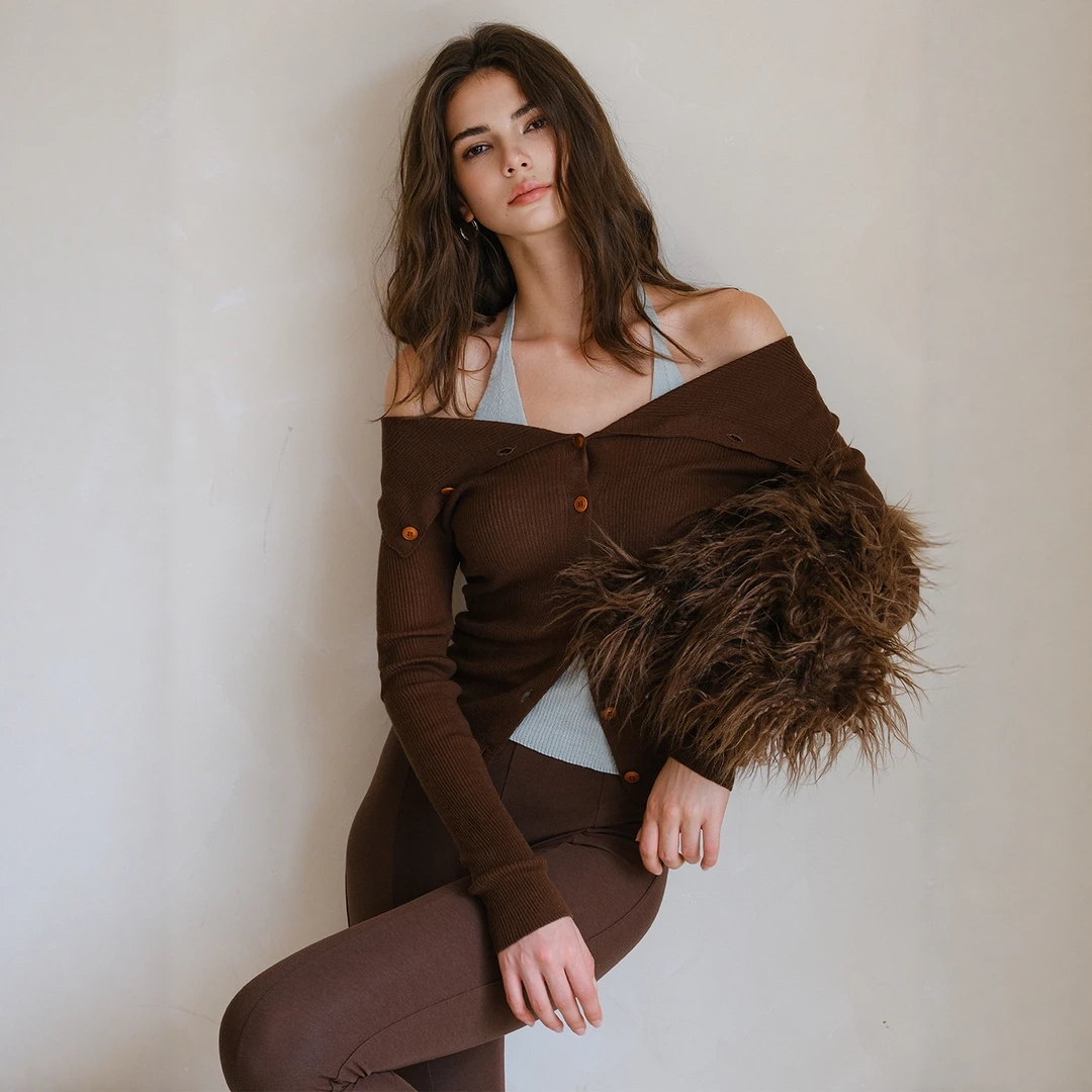 FRESH UP细支羊毛露肩一字领撞色针织打底衫女挂脖T恤上衣两件套