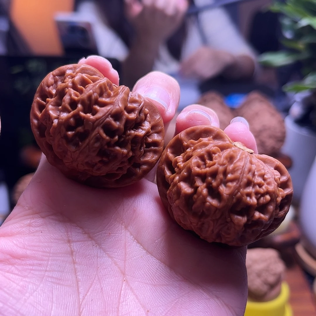 啵***儿把件文玩核桃44尺宫灯49