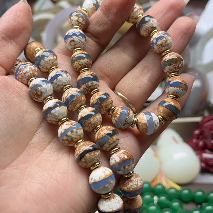 玛瑙/玉髓颈饰未镶嵌