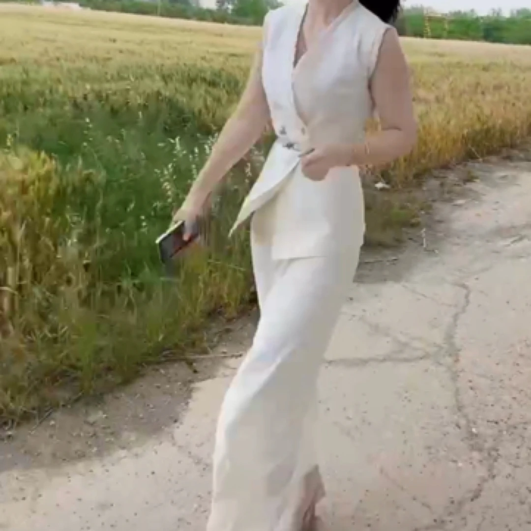 新款时尚简约潮流气质休闲两件套1