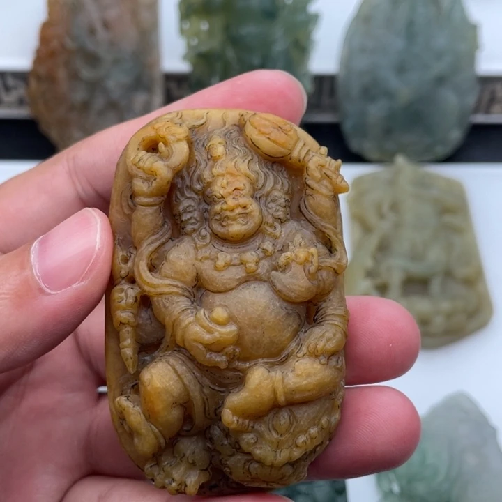 未镶嵌定制翡翠大黑天