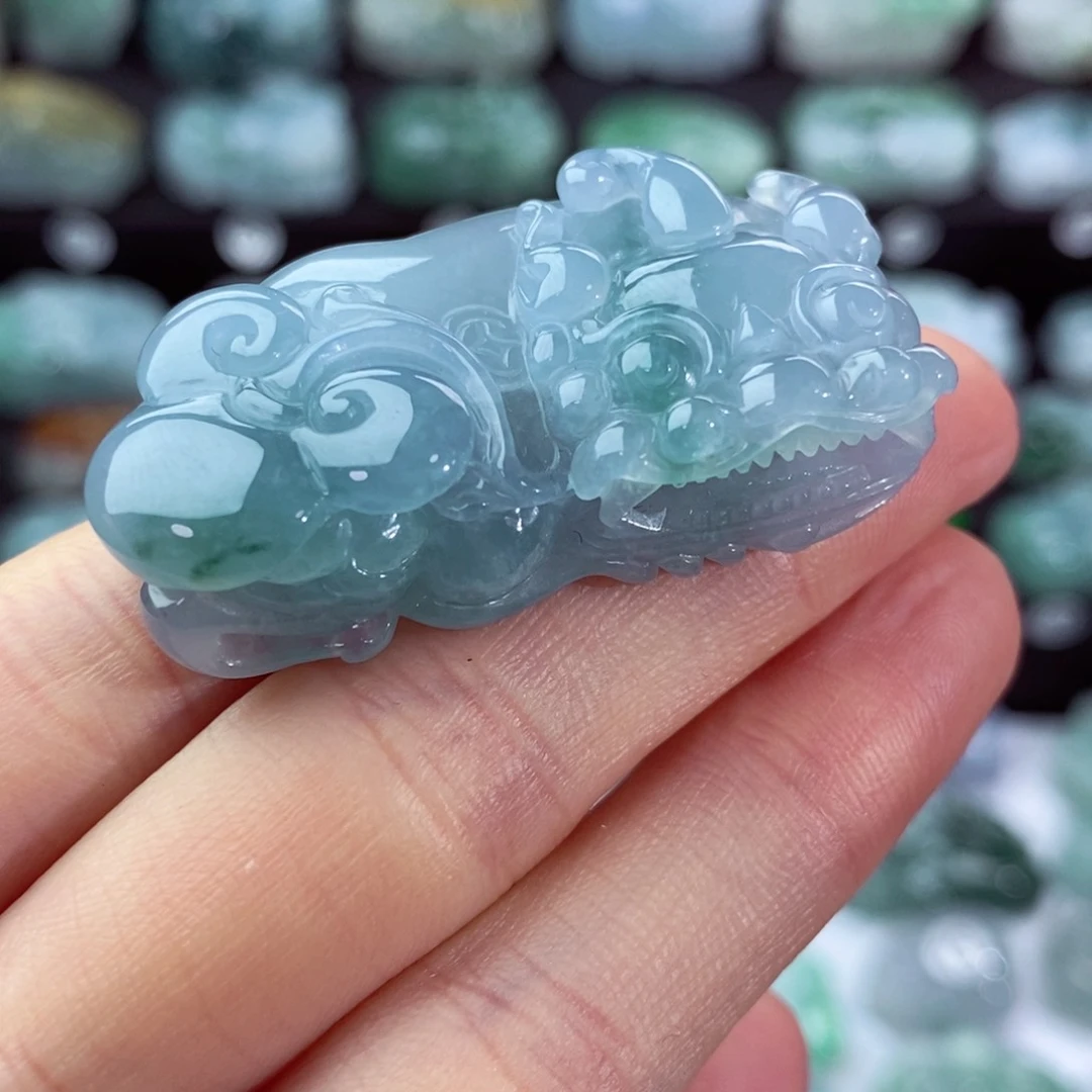 翡翠颈饰未镶嵌天然