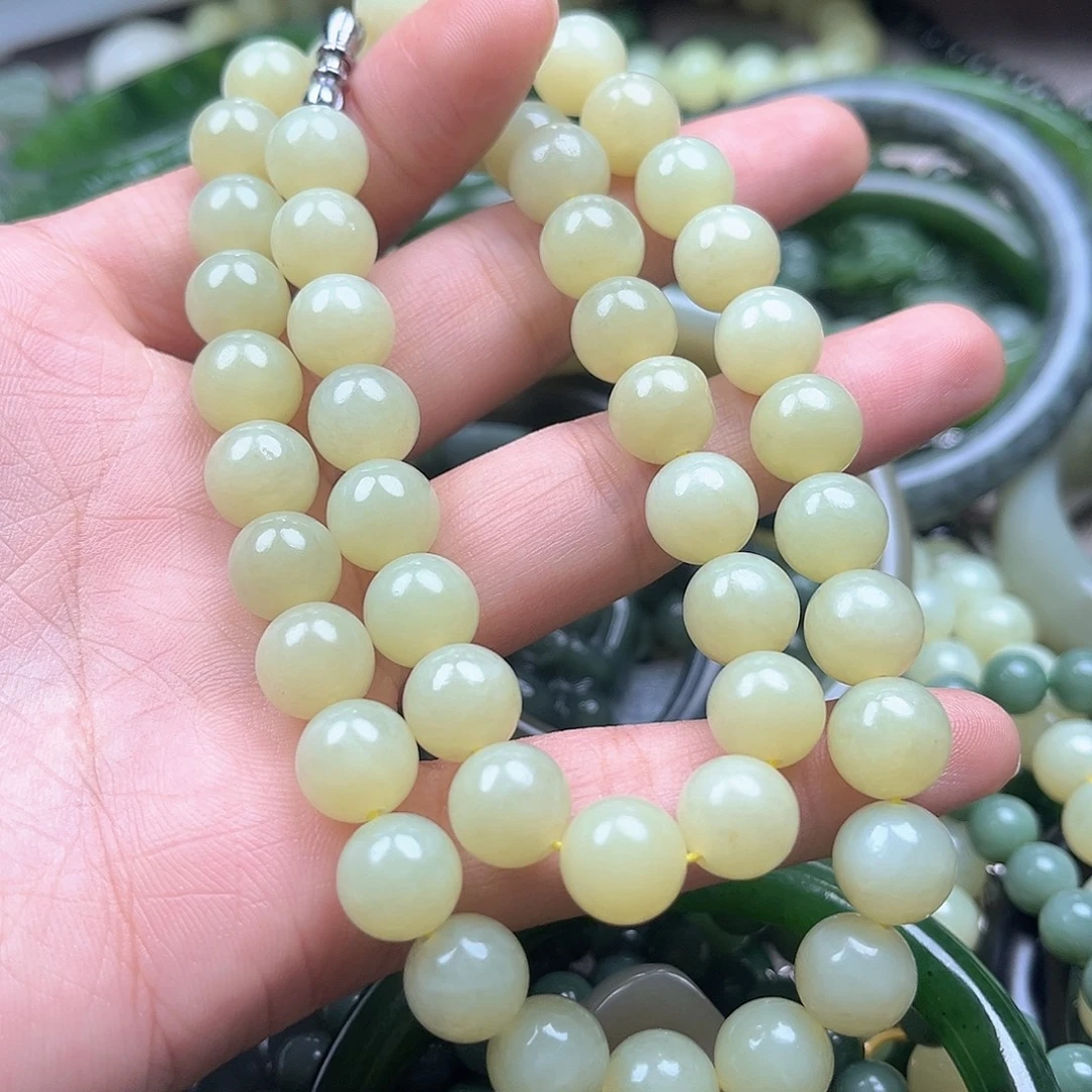 和田玉（黄玉）未镶嵌颈饰