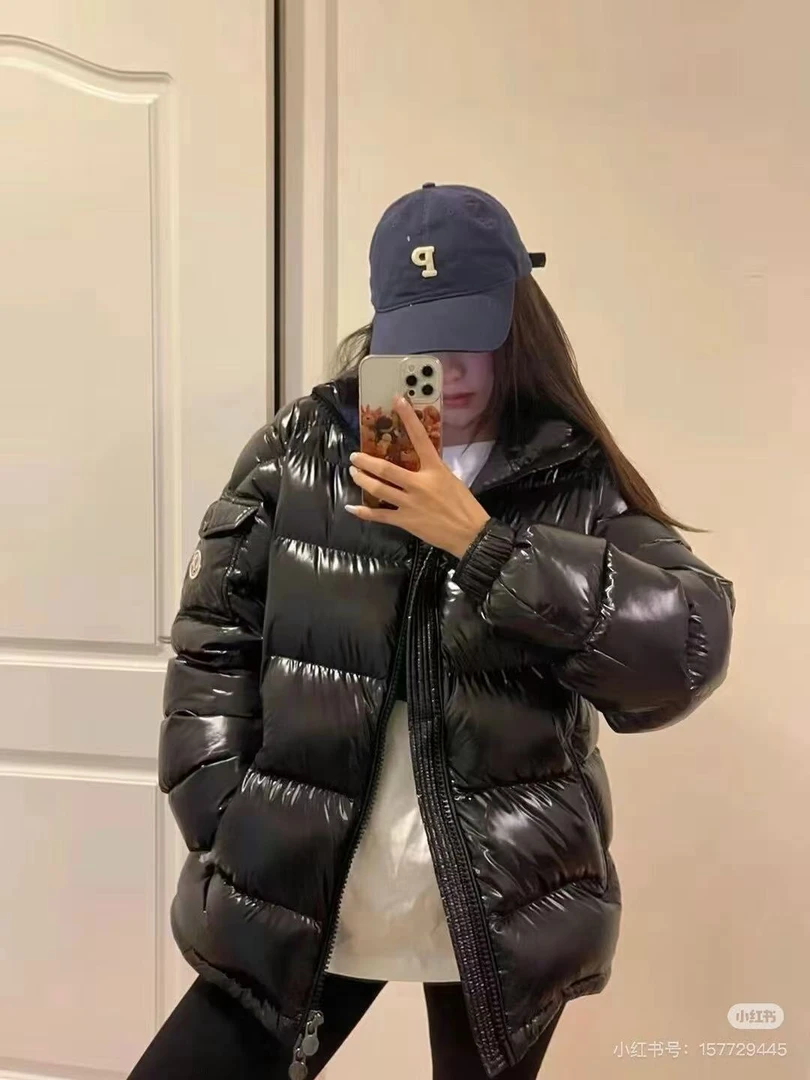 （全新未使用GT）2025那女同款羽绒服=陈某