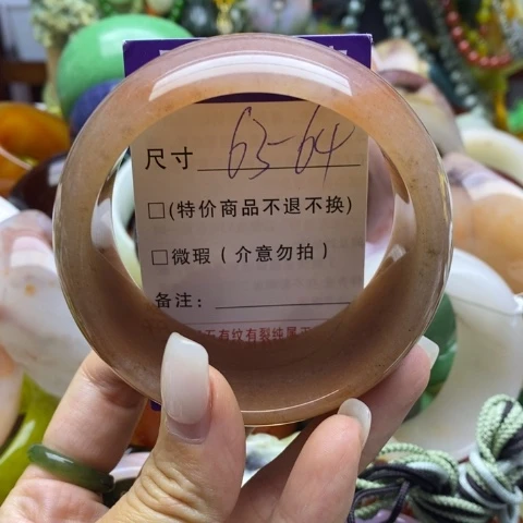 未镶嵌手镯石英质玉