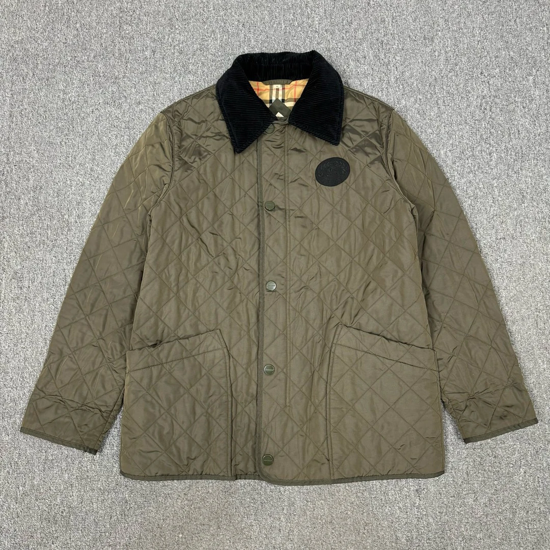 99新 BURBERRY/博柏利 12117232 军绿色战马刺绣格纹棉服外套54码