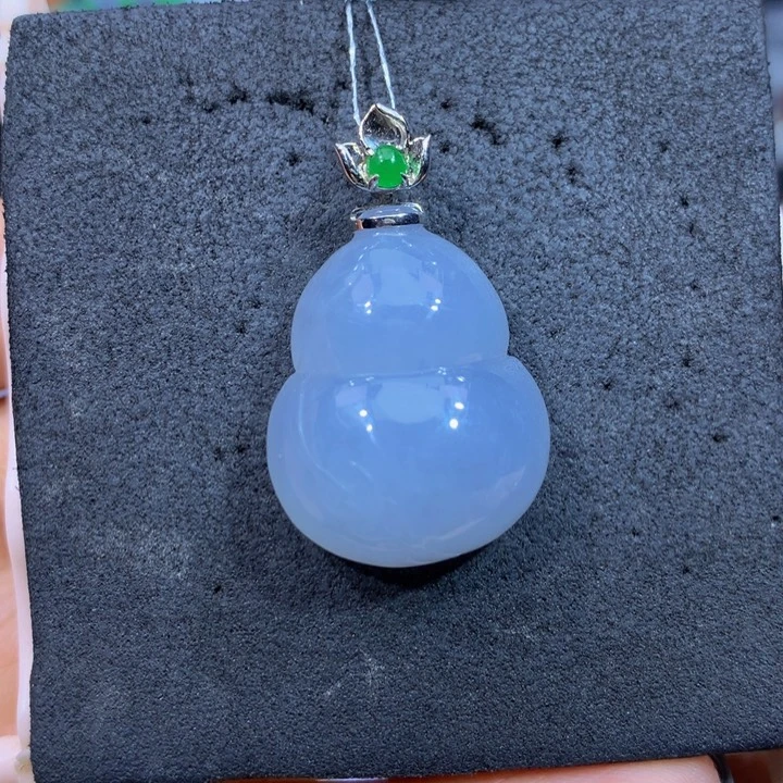 翡翠18K金镶嵌手链翡翠