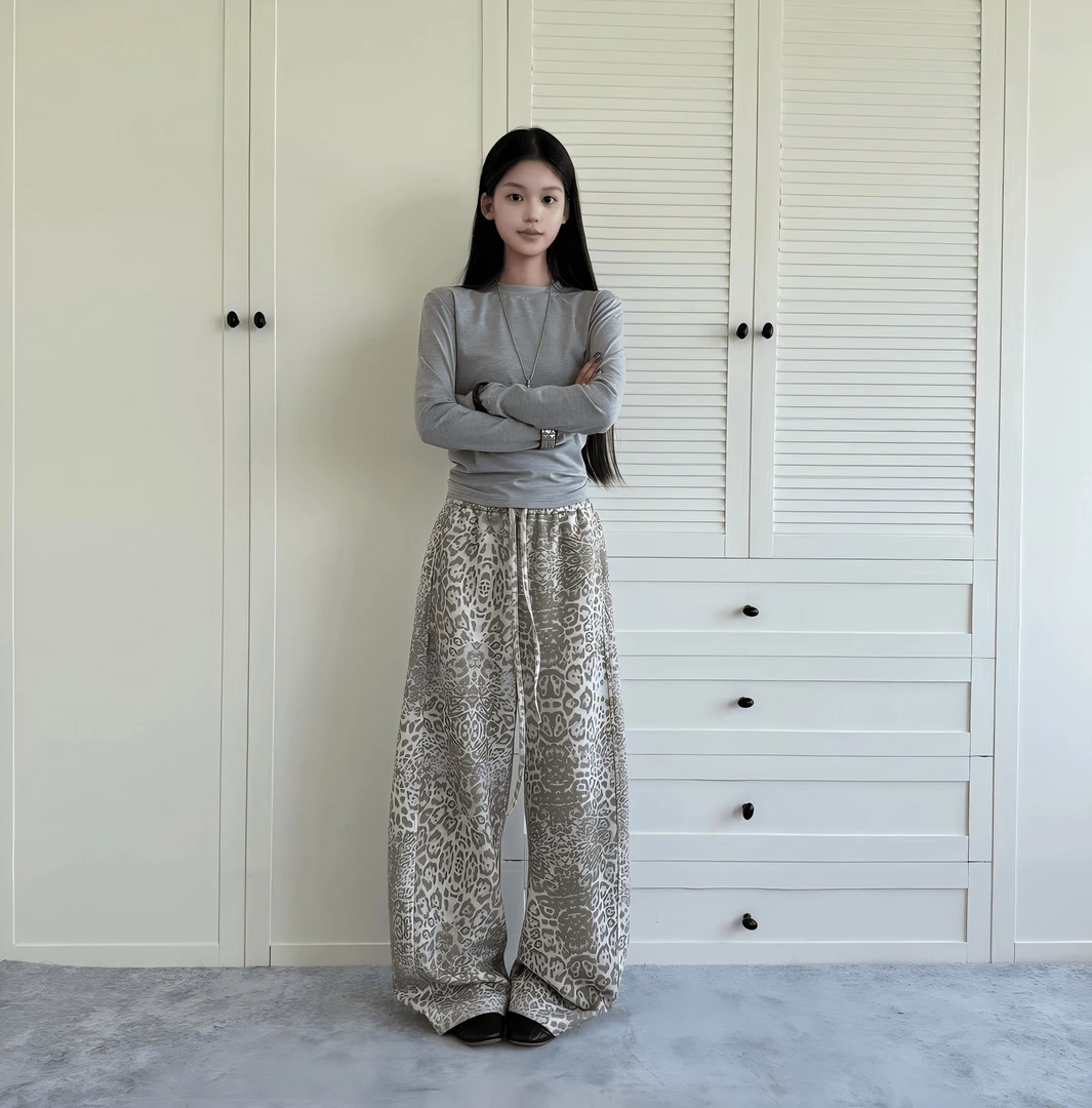 ANGKE美式复古做旧豹纹阔腿裤女大码显瘦休闲弯刀卫裤