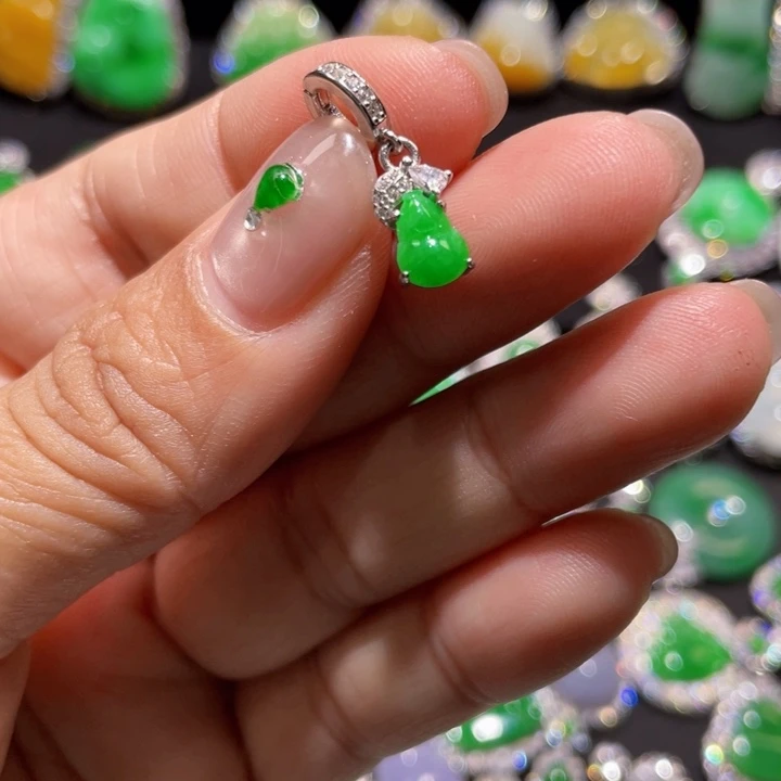 翡翠银S925镶嵌颈饰