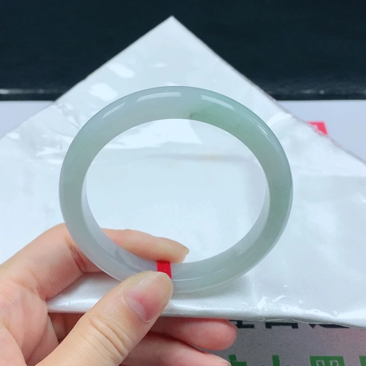 翡翠手镯未镶嵌翡翠手镯54