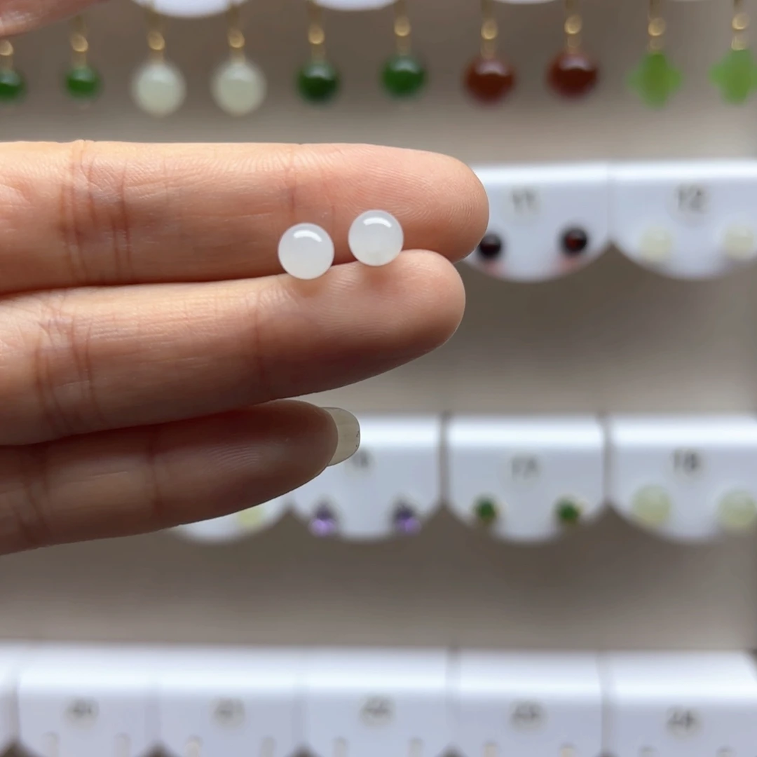 和田玉银S925镶嵌耳饰6m m