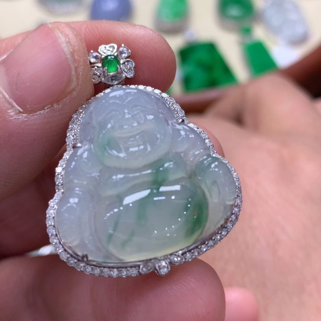 【闪购商品】翡翠颈饰18K金镶嵌佛公