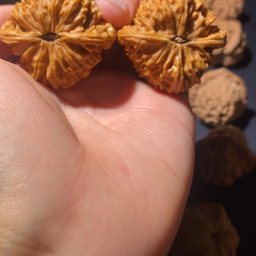 文玩核桃吊坠L*Y南疆