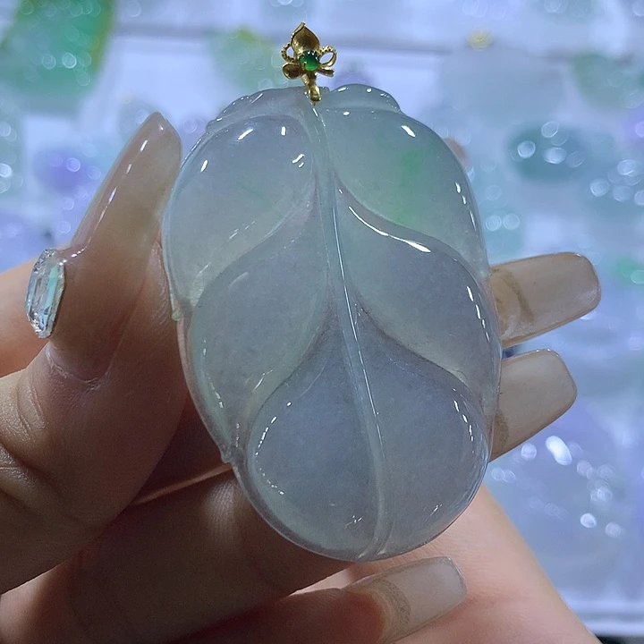 翡翠18K金镶嵌颈饰天然翡翠A货吊坠